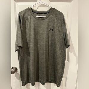 Under Armour Men’s Heat Gear Loose Tshirt Size XXL